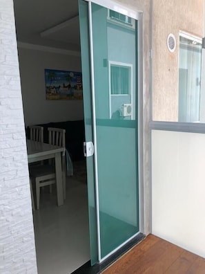 Apartamento | Patio hawaiano