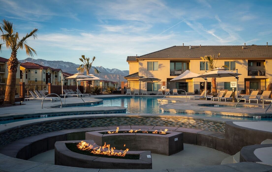 室外泳池、暖水池