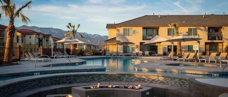 Outdoor pool, a heated pool