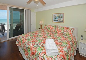 3 chambres, fer et planche à repasser, accès au Wi-Fi (inclus)