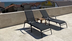 Terrace/patio - Mav Boutique Villa (Agigea)