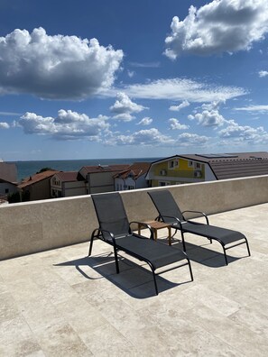 Terrace/patio - Mav Boutique Villa (Agigea)