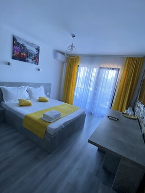 Panoramic Double Room | Free WiFi - Mav Boutique Villa (Agigea)