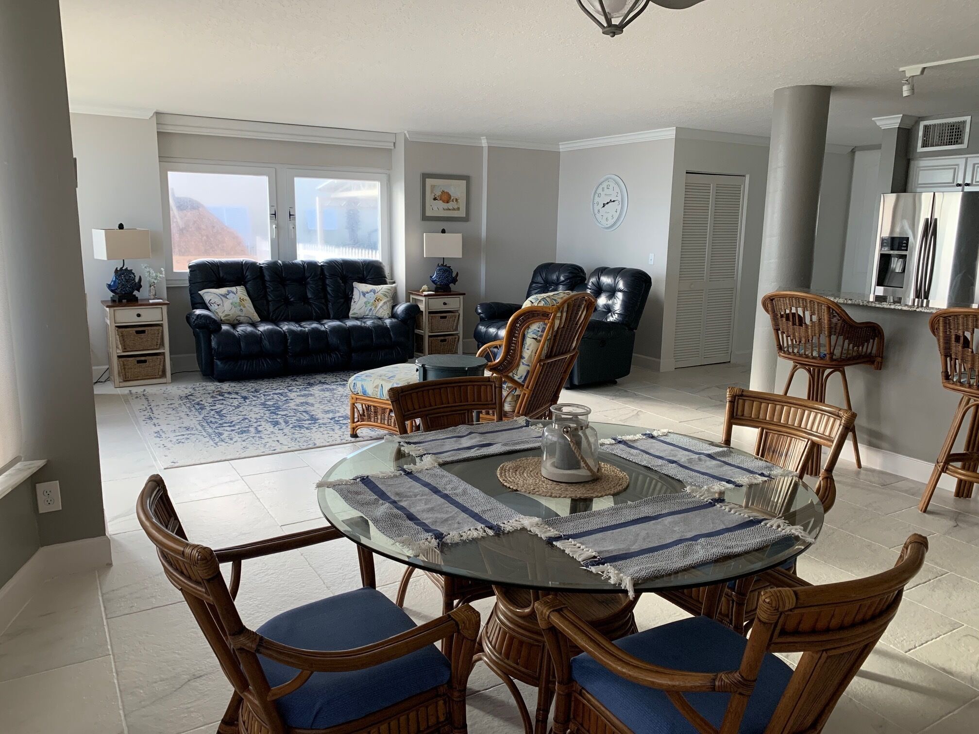 Large 3BR/3BA 1st Floor Beachfront - No Drive Beach - Walk Right out to Pool!