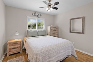 4 bedrooms, iron/ironing board, free WiFi, bed sheets