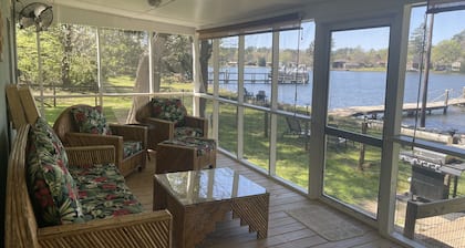 Waterfront Cottage on Lake Murray in Chapin, SC