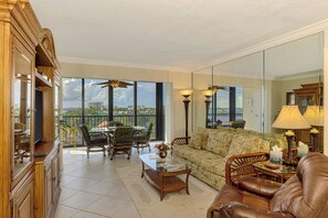 TV, ping pong, books