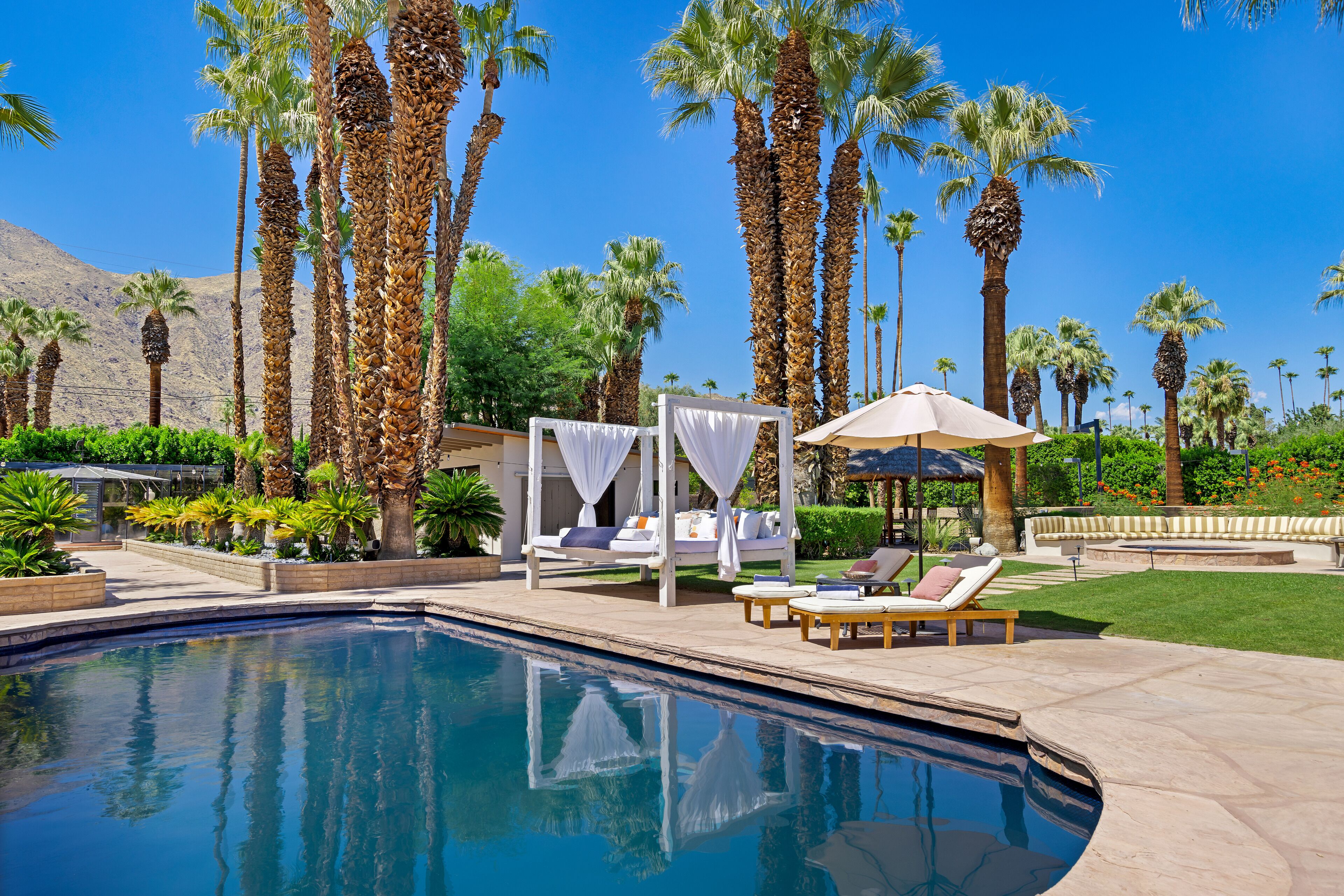 Palm Springs Luxury Vacation Property