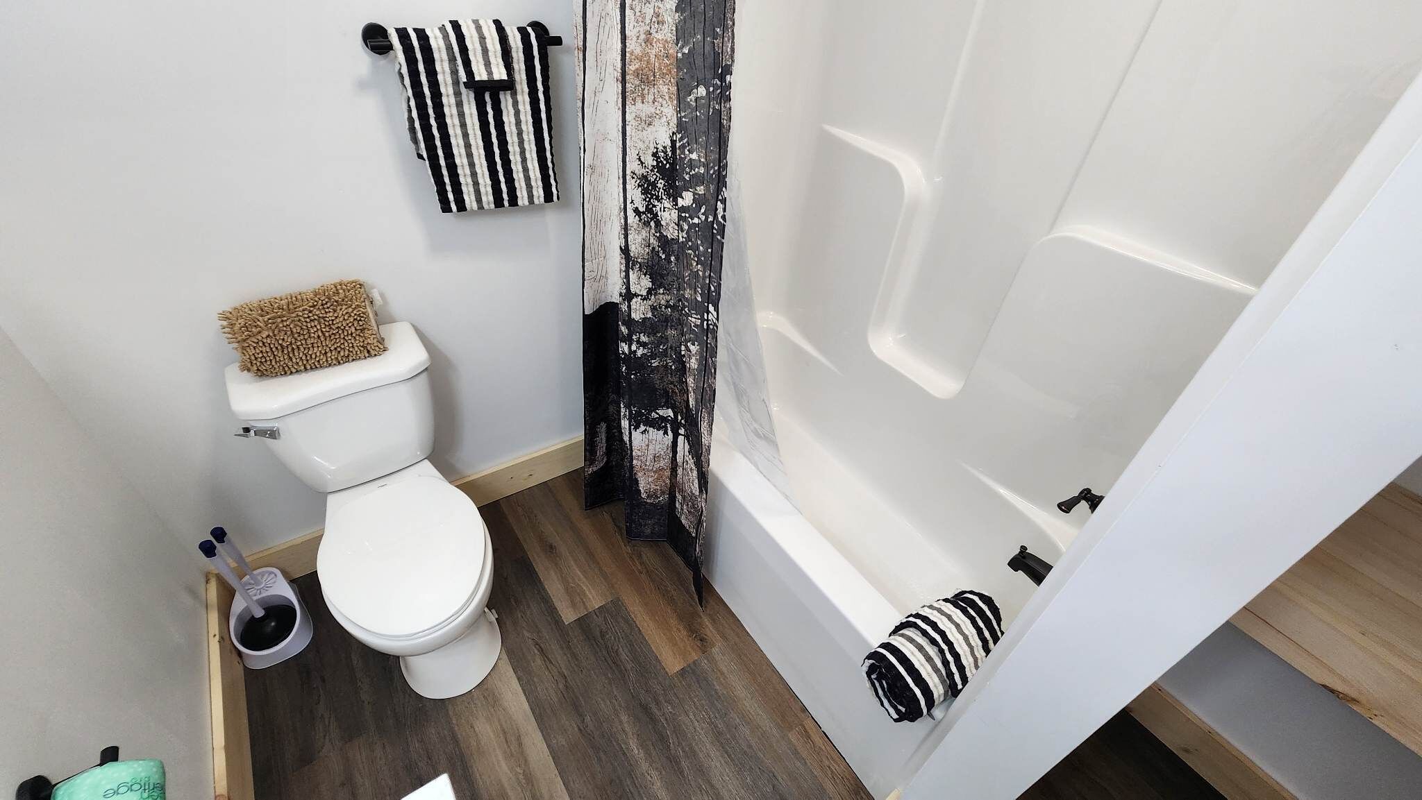 Hair dryer, towels, toilet paper