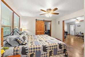 4 habitaciones, tabla de planchar con plancha, wifi y ropa de cama