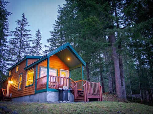 Rivers Edge A River Front cabin with Majestic Mountain View’s