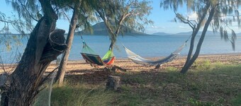 Sinclair Bay Resort - Private and secluded waterfront units