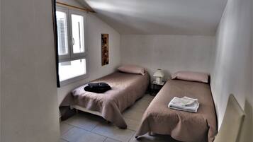 1 chambre, fer et planche Ă repasser, lit parapluie, Wi-Fi gratuit