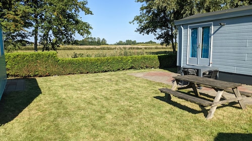 Chalet with garden, views, wifi, Leeuwarden Franeker Harlingen