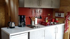 Oven, dishwasher