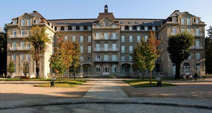 Historic building Mondariz-Balneario: peace, tranquility, ideal for teleworking