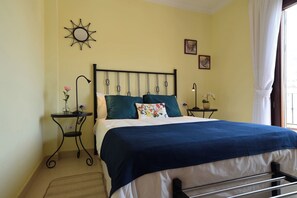 3 habitaciones, tabla de planchar con plancha y wifi gratis 