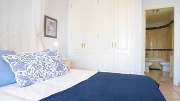 1 chambre, fer et planche Ă repasser, lit parapluie, Wi-Fi gratuit