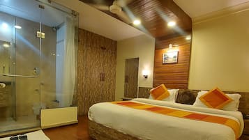 Non AC Super Deluxe Room 2nd Floor | Down duvets, bed sheets