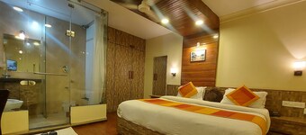 Shaleen Elegance Homestay