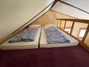 Basic Cabin | Bed sheets