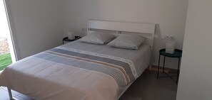 6 Schlafzimmer, Bügeleisen/Bügelbrett, Reisekinderbett, kostenloses WLAN