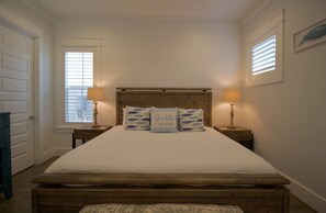 4 chambres, fer et planche à repasser, lit parapluie, Wi-Fi gratuit