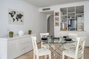 Dining - Calahonda Park flat by Costarentals Ref 91 (Calahonda)