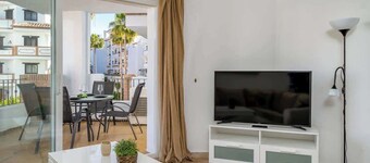 Calahonda Park flat by Costarentals Ref 91