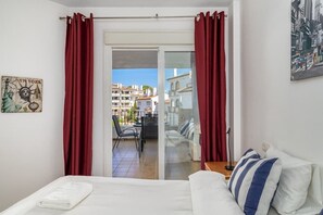 2 Schlafzimmer, Bügeleisen/Bügelbrett, kostenloses WLAN, Bettwäsche