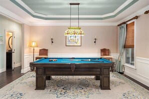 Spielezimmer
