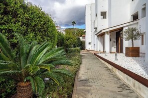 Property grounds - Lovely Alamar apartment by Costarentals - Ref 108 (La Cala de Mijas)