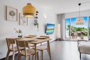Dining - Charming seaview apt by Costarentals - Ref 49 (Las Lagunas de Mijas)