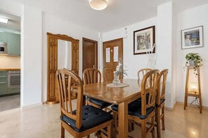 Dining - Apt ideal location by Costarentals - Ref 138 (Fuengirola)
