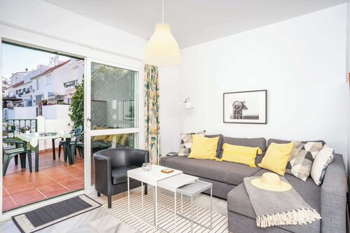 Miramar Sunny Patio by Costarentals Ref 79