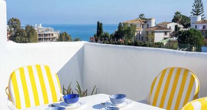 Miramar Sunny Patio by Costarentals Ref 79