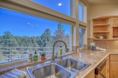 Pagosa Springs Spacious 3 BR Entire House w/AC