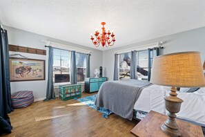 3 chambres, fer et planche Ă repasser, Wi-Fi gratuit, draps fournis