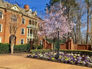 Exterior - 2BR 2BA Spacious, Well Appointed Villa at Marriott's Manor Club (sleeps 6) (Williamsburg)