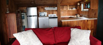 Cozy Cottage   with spectacular salt water  view / 3 Kayaks available/