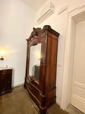 Familienapartment, Küche, Stadtblick | Zimmerausstattung