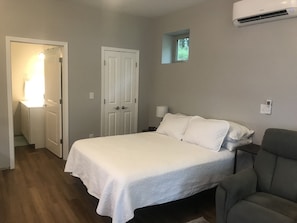 Free WiFi, bed sheets, wheelchair access