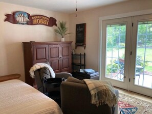 1 chambre, bureau, fer et planche à repasser, Wi-Fi gratuit