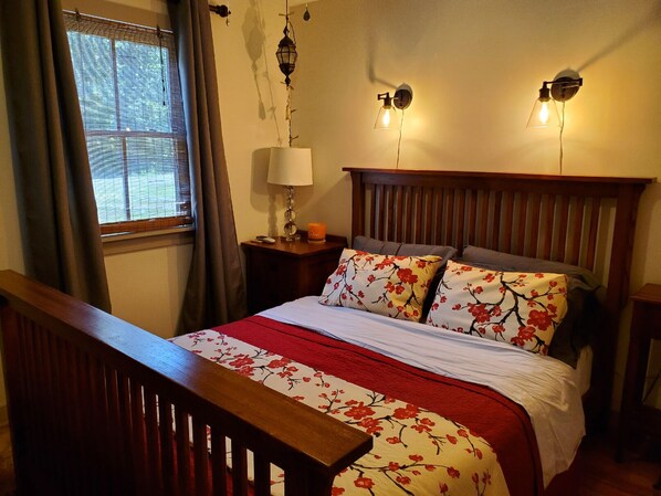 1 bedroom, travel crib, free WiFi, bed sheets