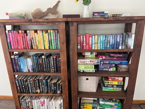 Game room - Secluded Lake Retreat (Hatfield)