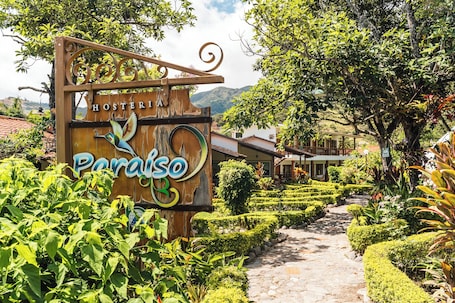 Fachada de la propiedad