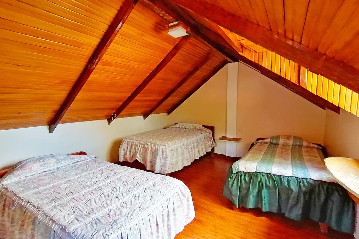 family cabin | 1 bedroom, down duvets, desk, laptop workspace