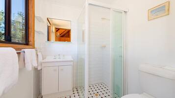 Dusche, Handtücher, Seife, Shampoo