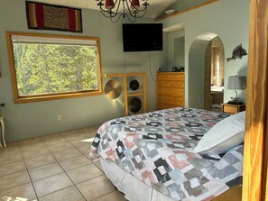 4 bedrooms, desk, iron/ironing board, free WiFi - Beautiful view 2 miles above sea level (Idaho Springs)