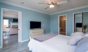 3 bedrooms, desk, iron/ironing board, WiFi